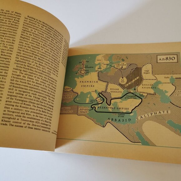 1990s Penguin Book of Medieval History by Colin McEvedy Historical Maps Empires - Picture 9 of 10